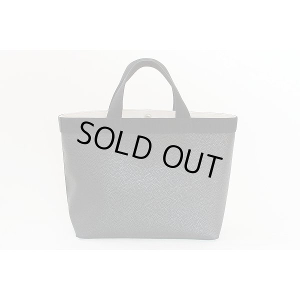 エルベシャプリエ　コーテッドキャンバススクエアトート B5サイズ(M) 704GP ノワール／ノワール　裏面