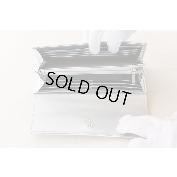 シャネル　シャネル19 ロングフラップウォレット AP0955 シルバー　中身