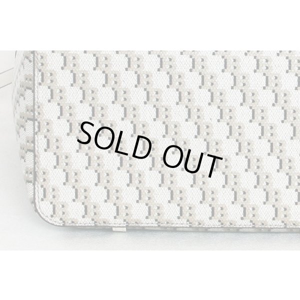 バリー　SUPRA スモール トートバック マルチカイユベージュ　底拡大