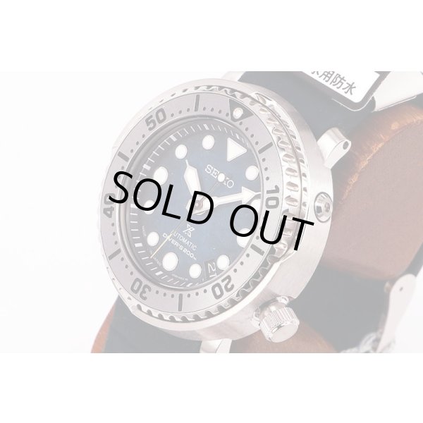 セイコー　プロスペック　ＳＢＤＹ０１１７　紺　ペンギンシルエット文字盤　サイド拡大