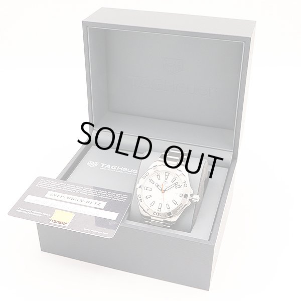 タグホイヤー　アクアレーサー　ＷＢＤ１１１１　白文字盤　箱・保証書