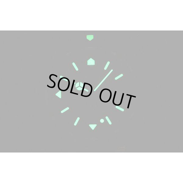 タグホイヤー　６０００　ＷＨ５１５３－Ｋ１　緑文字盤　ライト暗闇