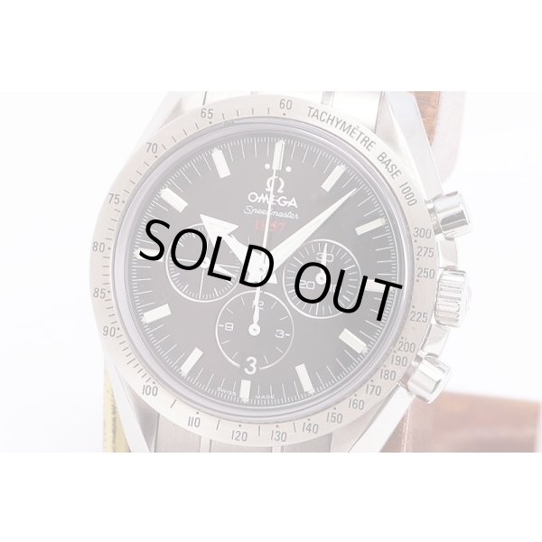 オメガ　スピードマスター　ブロードアロー　３２１．１０．４２　黒文字盤　表面