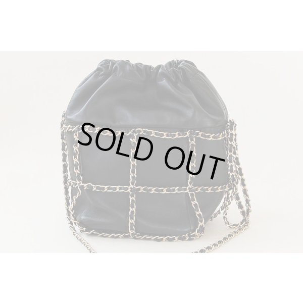 シャネル　バケット（巾着）チェーンショルダーバック AS2314 ブラック／GP金具　裏面