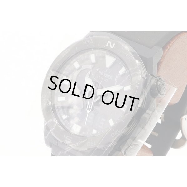 カシオ　プロトレック　ＰＲＷ－６８００Ｙ　５６７３　デジアナ文字盤　サイド拡大