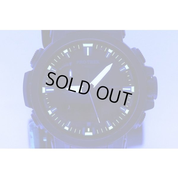 カシオ　プロトレック　ＰＲＷ－６０ＦＣ　５５７８　デジアナ文字盤　ライト