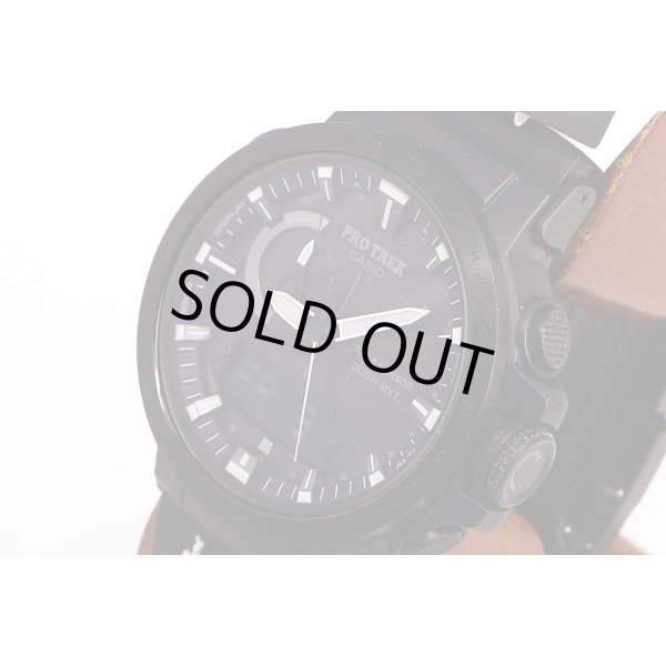 カシオ　プロトレック　ＰＲＷ－６０ＦＣ　５５７８　デジアナ文字盤　サイド拡大