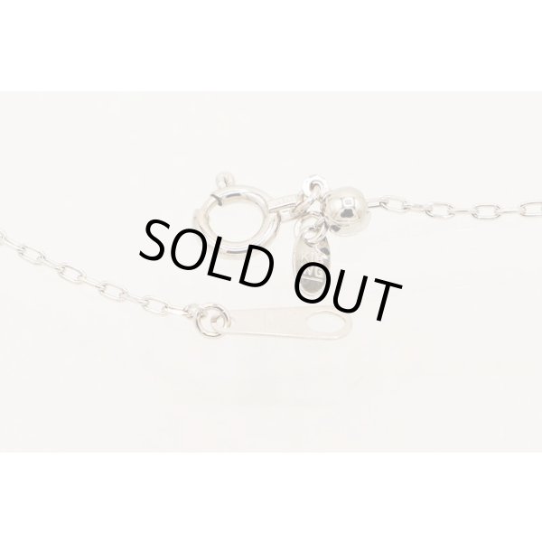 フォーエバーマーク　K18WG ダイアイリペンダントネックレス 0.18ct 2.30g　留め具拡大(2)