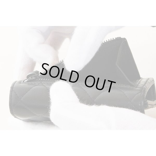 シャネル　クラシック スモール フラップウォレット ブラック　小銭入れ