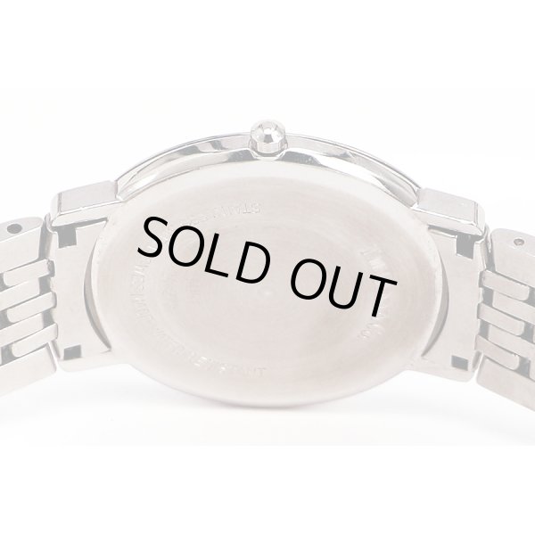 ティファニー　クラシック　Ｍ１５１　白文字盤　裏面拡大