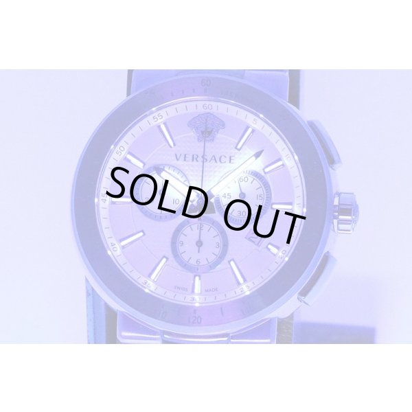 ヴェルサーチ　ミスティックスポーツクロノ　ＶＦＧ１３００１５　白文字盤　ライト