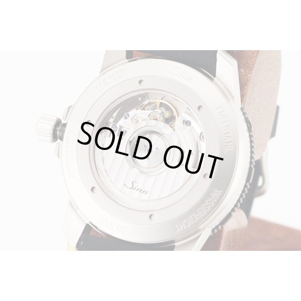 ジン　１０５　ＳＴ．ＳＡ．ＵＴＣ　黒文字盤　裏面拡大