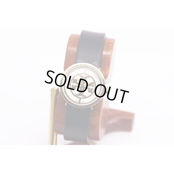 トリーバーチ　ＴＲＢ４００８　白文字盤　サイド