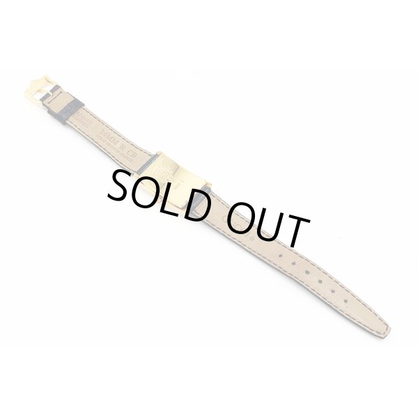 グッチ　２６００Ｌ　長角型　銀文字盤　革ベルト状態　裏面