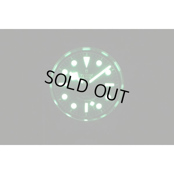 チューダー　ヘリテージ　ブラックベイ３６　７９５００　青文字盤　ライト暗闇