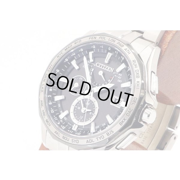 シチズン　アテッサ　ＡＴ９０９６－５７Ｅ　黒文字盤　サイド拡大