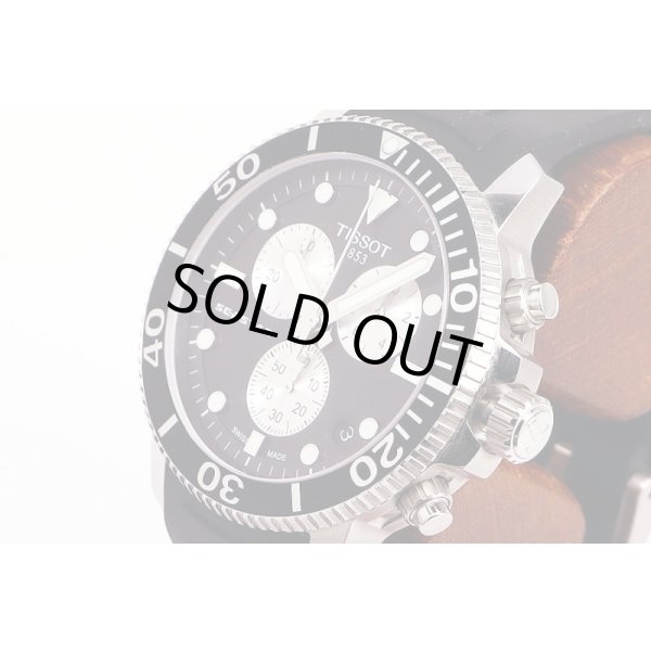 ティソ　シースター１０００　Ｔ１２０．４１７　黒文字盤　銀インダイアル　サイド拡大