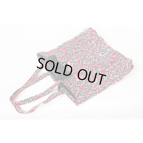 シャネル　エコバック マトラッセ チェーンショルダー ブラック／レッド／GP金具　エコバッグサイド