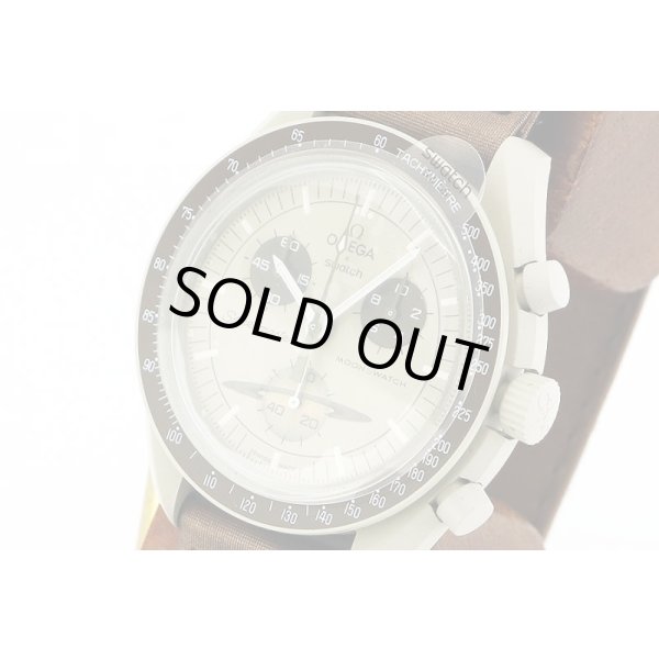 オメガ　スピードマスター　スウォッチコラボ　Ｓ０３３Ｔ１００　グレー文字盤　サイド拡大