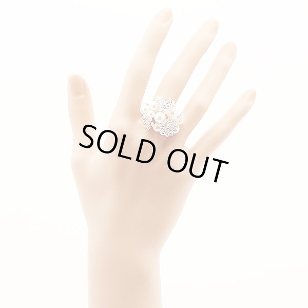 ミキモト　750WG パールダイアイリリング 0.50ct 17.50g　装着イメージ