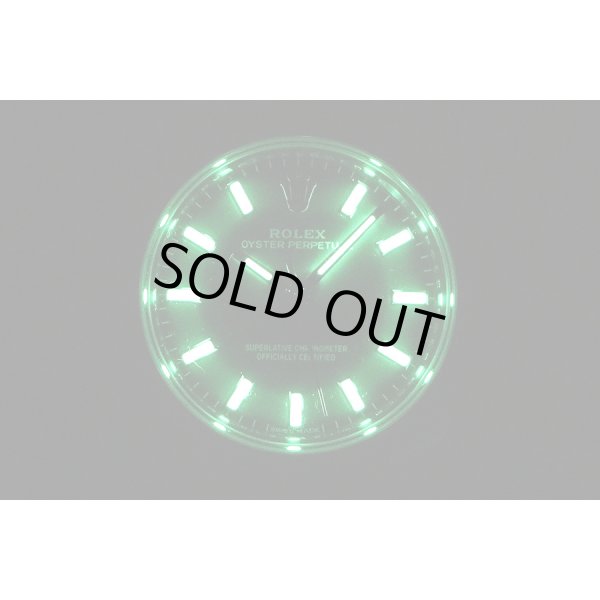 ロレックス　１７６２００　Ｗ１６Ｙ３５４０　緑文字盤　ライト暗闇