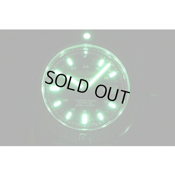 ブライトリング　コルト　Ａ１７３８８　黒文字盤　ライト暗闇