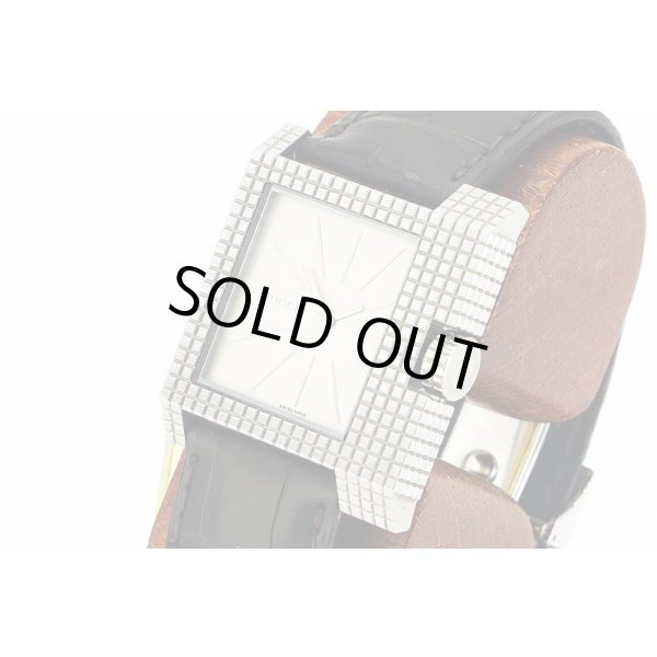 グッチ　銀文字盤　サイド拡大