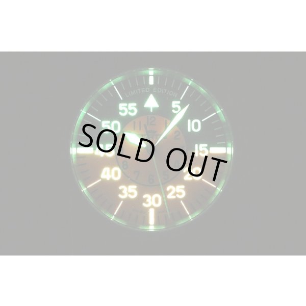 フォルティス　フリーガーコクピット　６４５．１０　黒／橙文字盤　ライト暗闇