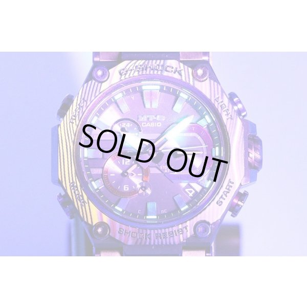 カシオ　Ｇショック　ＭＴＧ－Ｂ２０００ＸＭＧ　レインボーマウンテン ５６３６　ライト