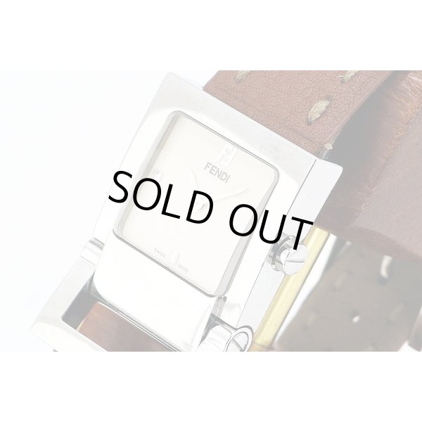 フェンディ　００８－５２００Ｇ　ベージュ文字盤　サイド拡大