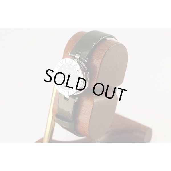 ブルガリ　Ｂ０１　ＢＺ２２　黒文字盤　サイド