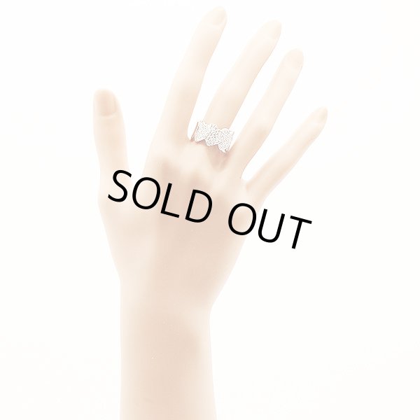 K18WG ダイアイリリング 1.00ct 7.90g　装着イメージ