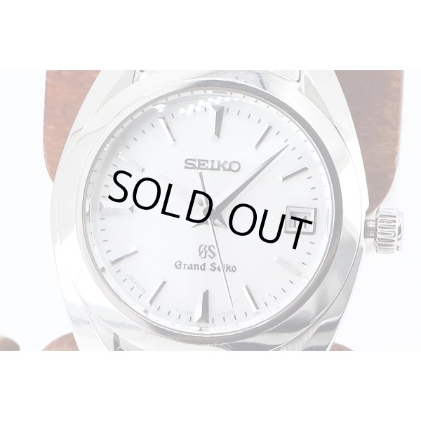 グランドセイコー　ＳＴＧＦ０７５　４Ｊ５２－０ＡＣ０　シェル文字盤　表面