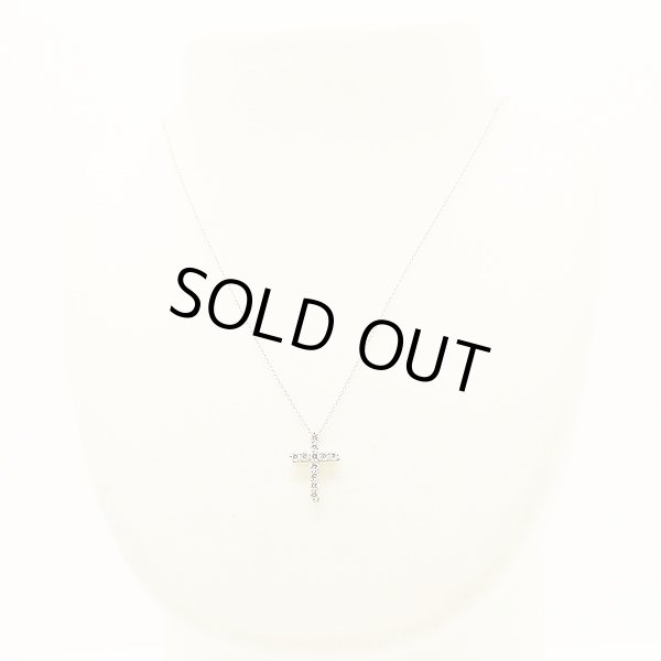 ティファニー　PT950 クロス ダイアイリペンダントネックレス 3.50g　装着イメージ