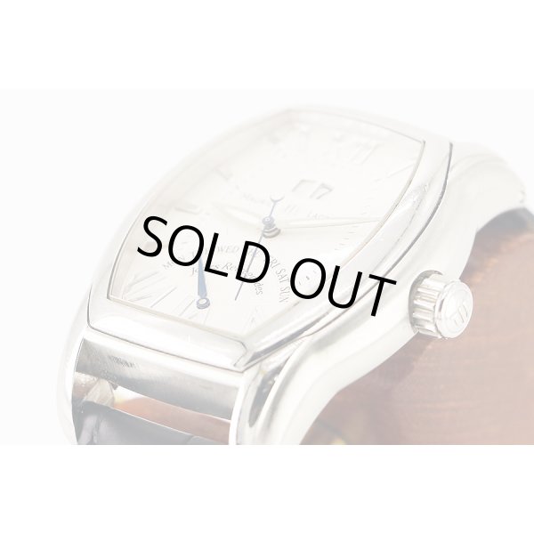 モーリス・ラクロア　トノー　ジュールレトロ　グランデイト　ＭＰ６１９９　銀文字盤　拡大