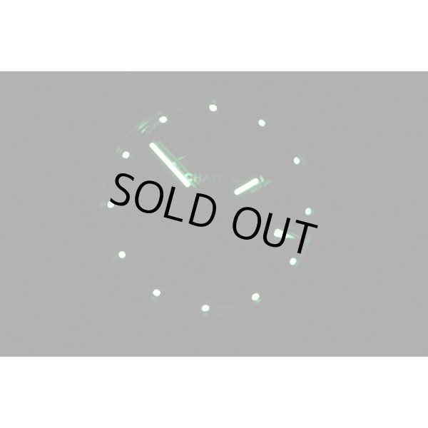 シャネル　Ｊ１２　ファントム　Ｈ６３４６　黒文字盤　ライト暗闇