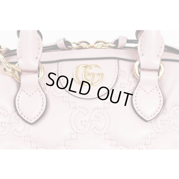 グッチ　GGマトラッセ レザー ミニ バック 702251 520981 ピンク　拡大