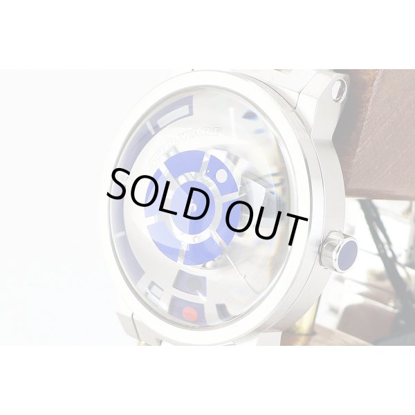 ＧＳＸ　ＧＳＸ２２１ＳＷＳ１　Ｒ２Ｄ２モデル　銀／青文字盤　サイド拡大