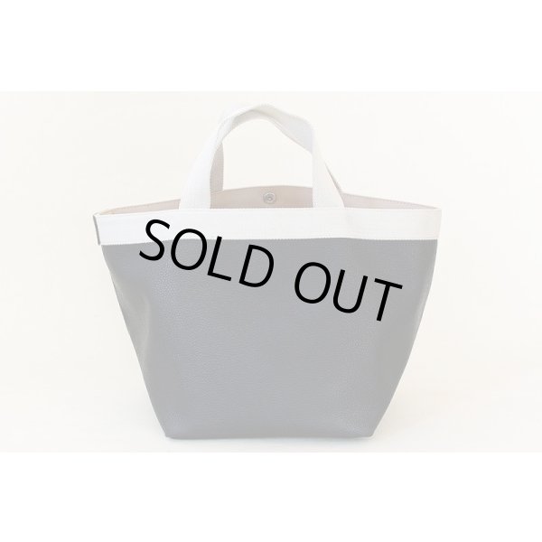 エルベシャプリエ　リュクス舟型トートM 707GP ネイビー／シルバー　裏面