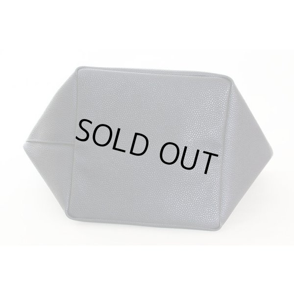 エルベシャプリエ　リュクス舟型トートM 707GP ネイビー／シルバー　底