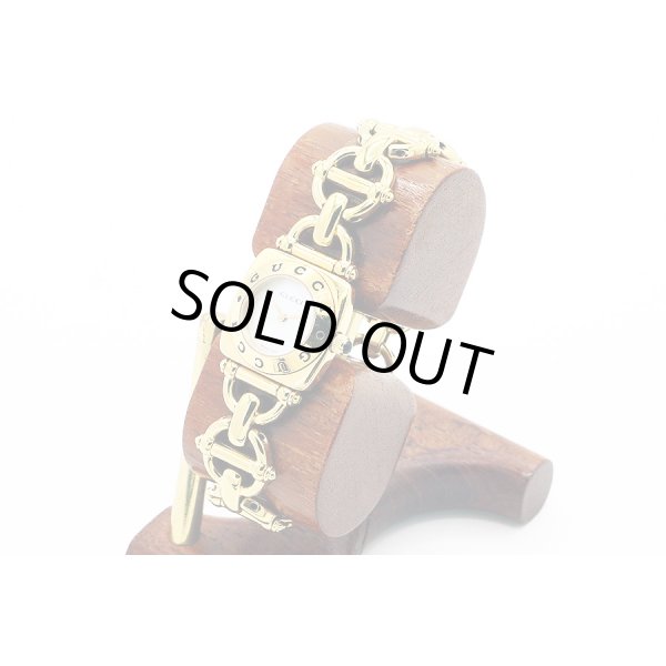 グッチ　６４００Ｌ シェル文字盤　サイド