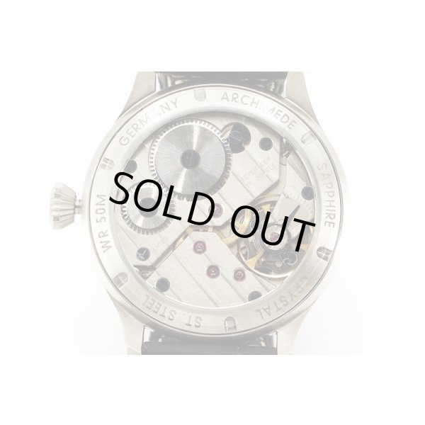 アルキメデ　パイロットウォッチ　ＵＡ７９４９　黒文字盤　裏面拡大