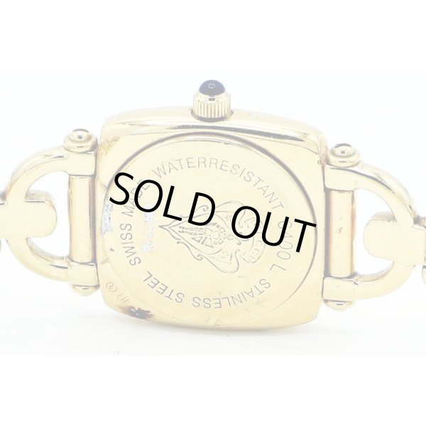 グッチ　６４００Ｌ シェル文字盤　裏面拡大