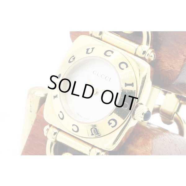 グッチ　６４００Ｌ シェル文字盤　サイド拡大
