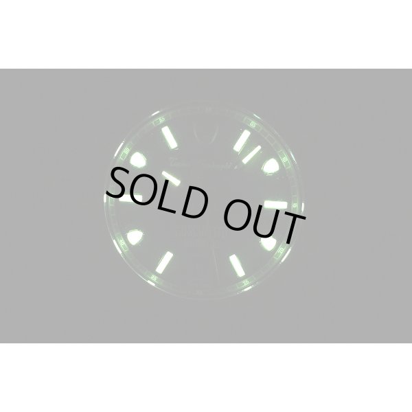 ランボルギーニ　クッシネット　ＴＬＦ－Ｔ０１３　黒文字盤　ライト暗闇