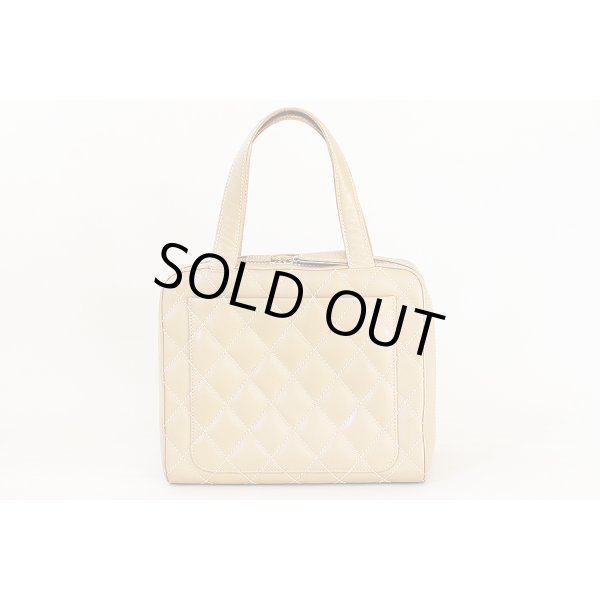 シャネル　ワイルドステッチ ハンドバック ベージュ　裏面