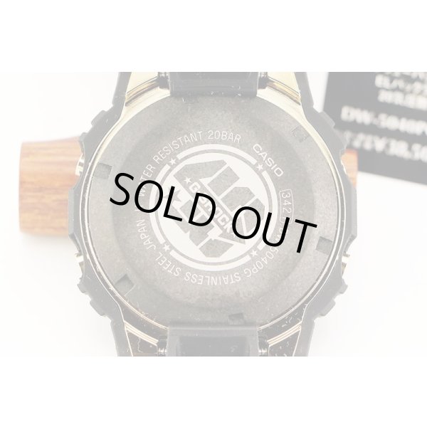 カシオ　Ｇショック　ＤＷ－５０４０ＰＧ　３４２１　デジタル文字盤　裏面拡大