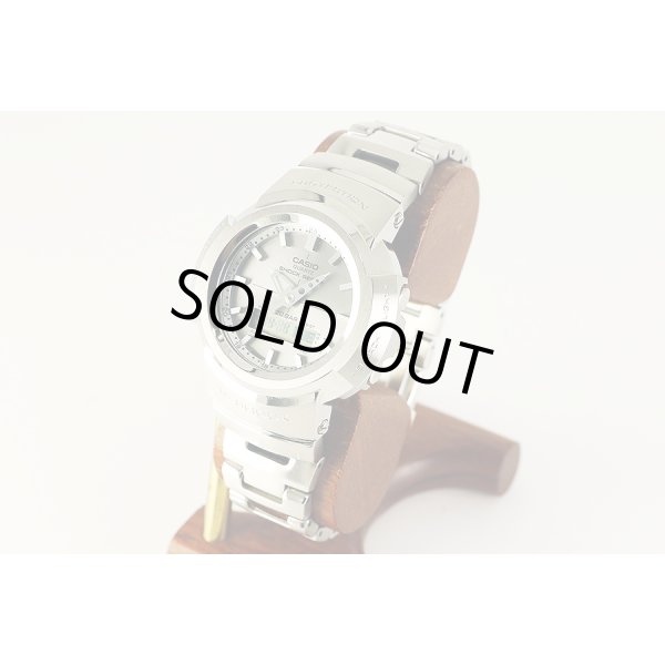カシオ　Ｇショック　ＡＭＷ－５００Ｄ　５６４０　デジアナ　銀文字盤　サイド
