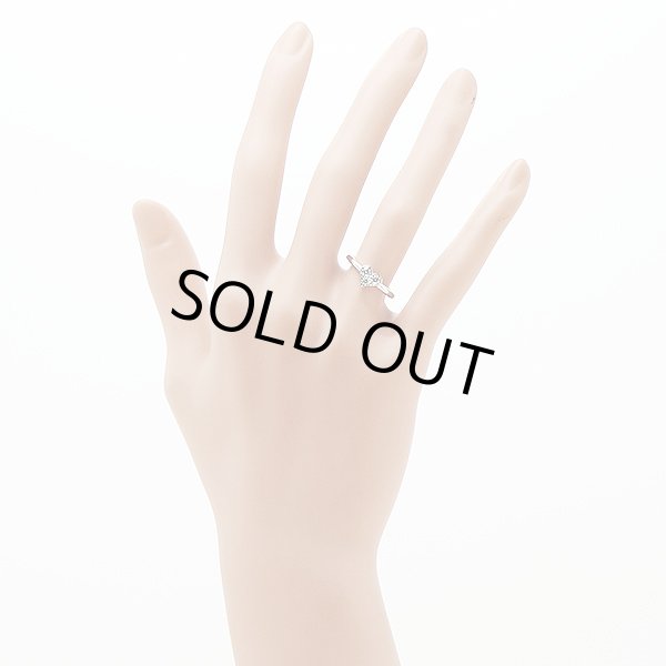 ティファニー　PT950 センチメンタルハート　ダイアイリリング 3.60g　装着イメージ