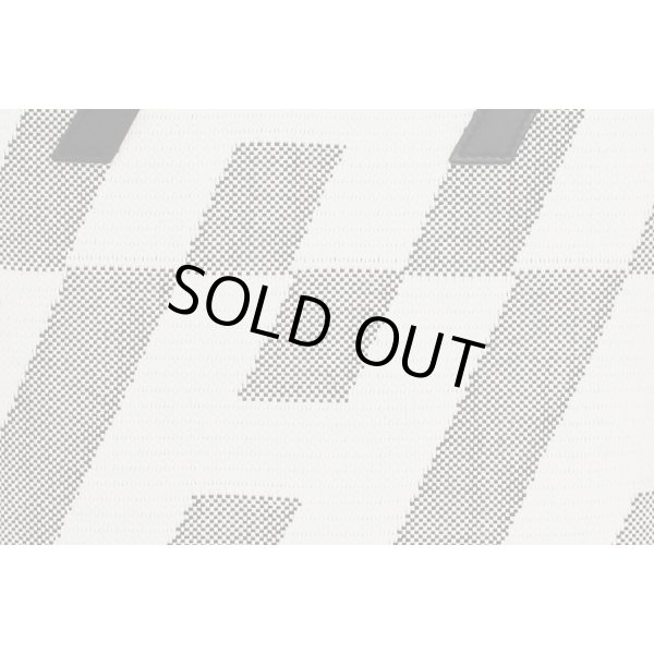 エルメス　HアンビエPM ホワイト／ブラック　表面拡大